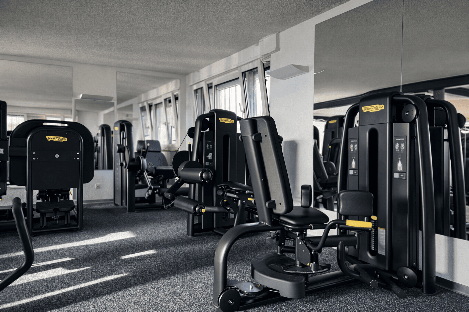 Fitnessstudio Zürich – grosszügige Trainingsfläche